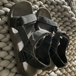Tevas 8.5